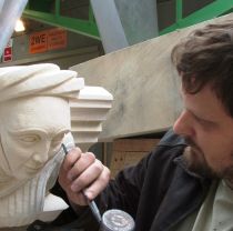 Toms Grotesque